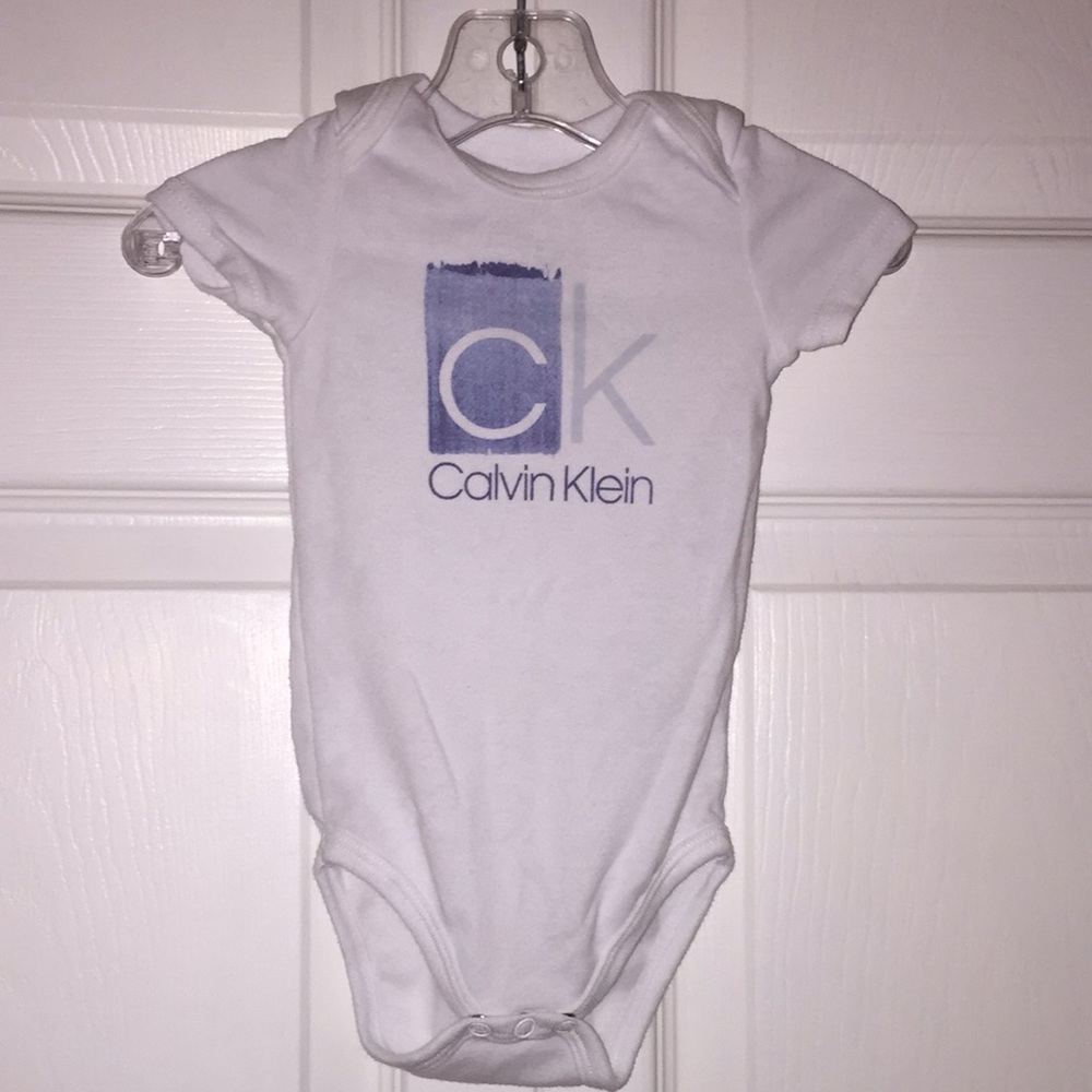 Calvin Klein Infant Boys Onesie Bodysuit Size 6-9M